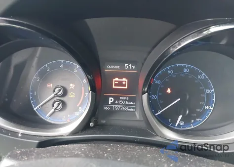 2014 Toyota Corolla S Plus z USA, uszkodzony, nr VIN 2T1BURHE7EC119680